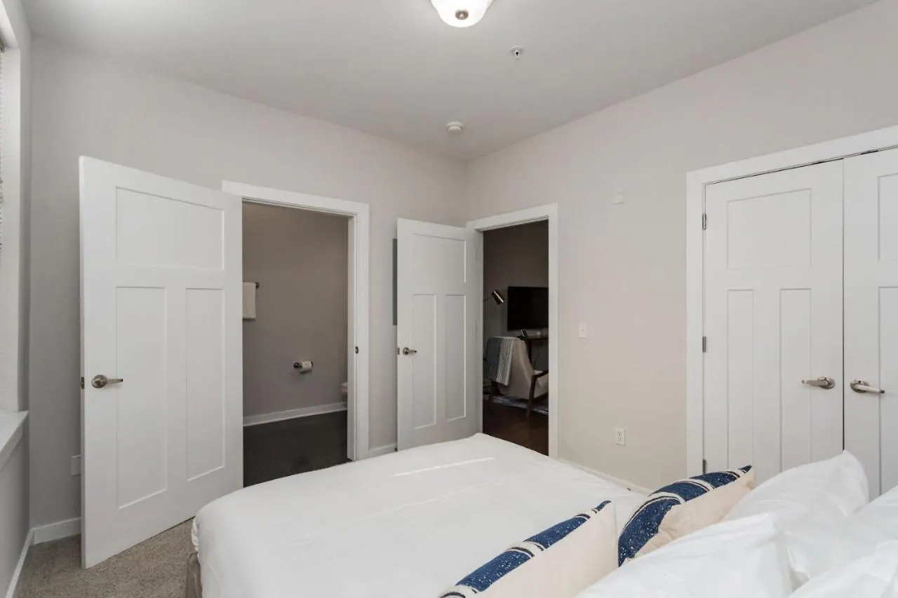 Cozysuites Music Row Spacious 1Br With Free Parking 11 Nashville Apartment